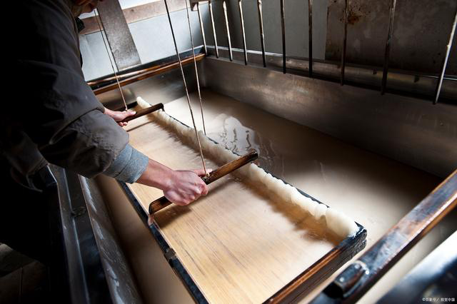 醇類(lèi)消泡劑應(yīng)用場(chǎng)景圖